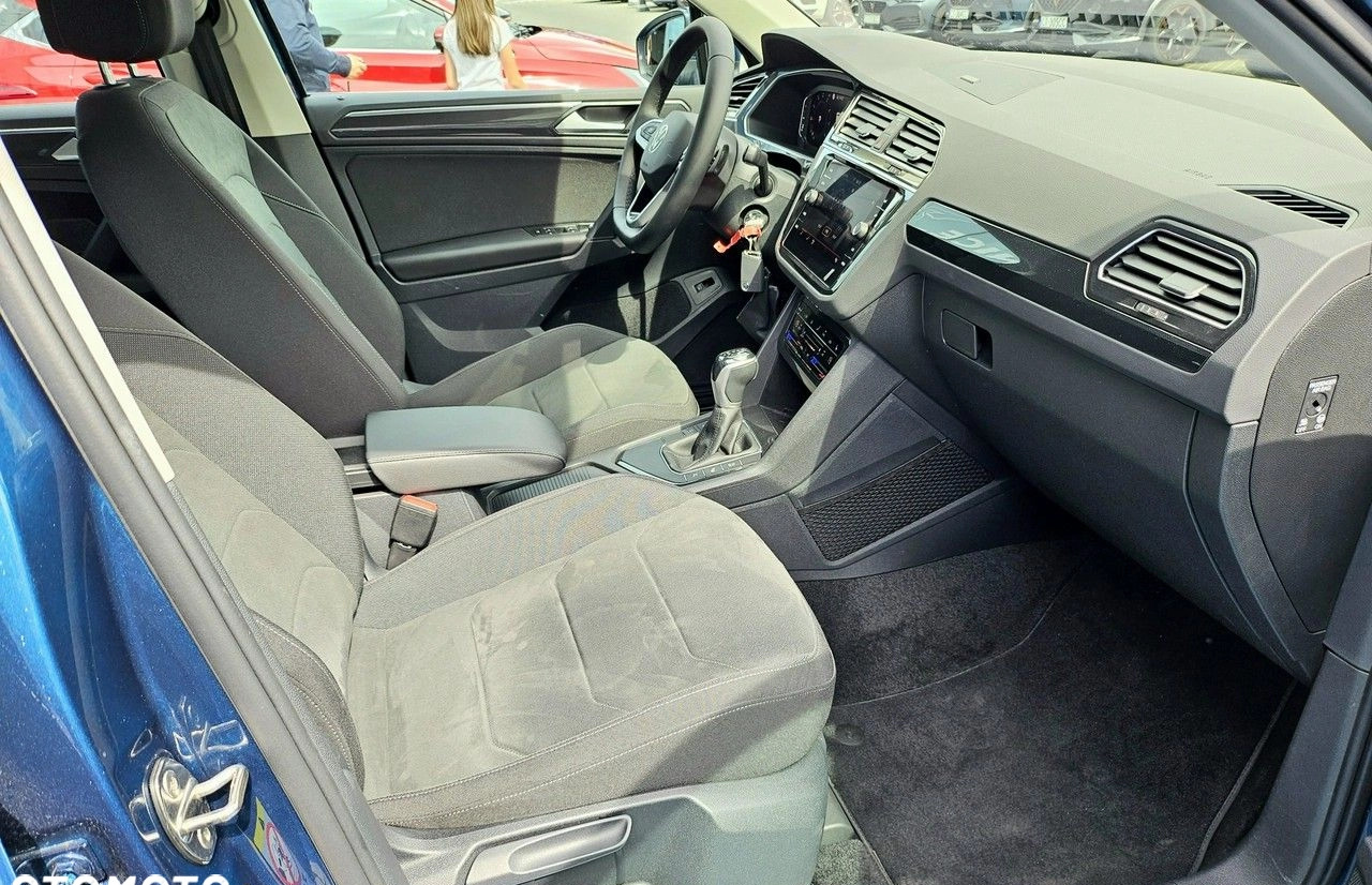 Volkswagen Tiguan cena 129900 przebieg: 27700, rok produkcji 2020 z Giżycko małe 742